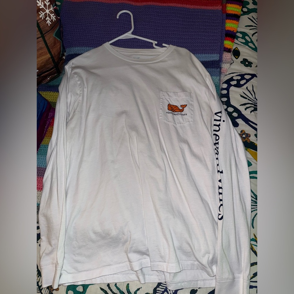 Long sleeve vineyard vines t shirt